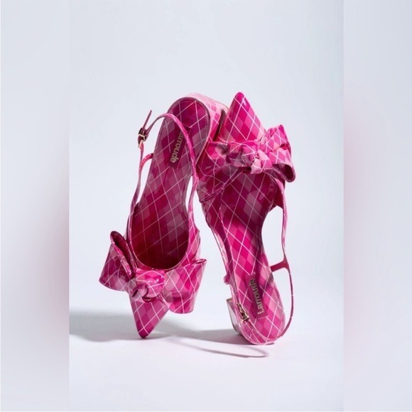 Larroude | Elle Low Slingback Pink Argyle Patent Leather Pumps | 6.5