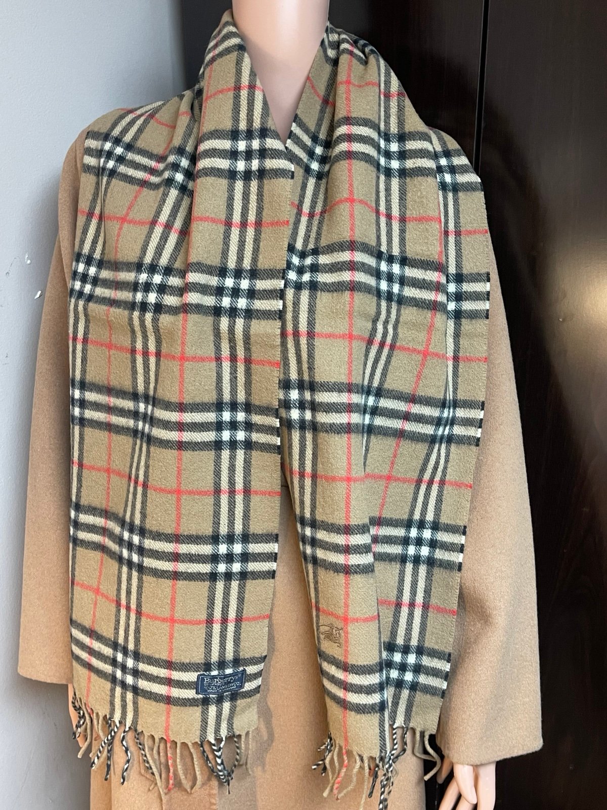 Authentic Burberrys vintage nova check tan scarf wool