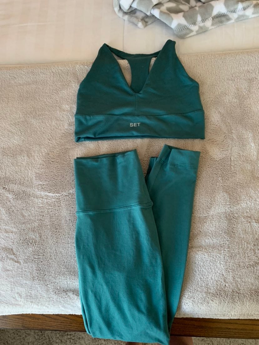set active set in TIKI size small