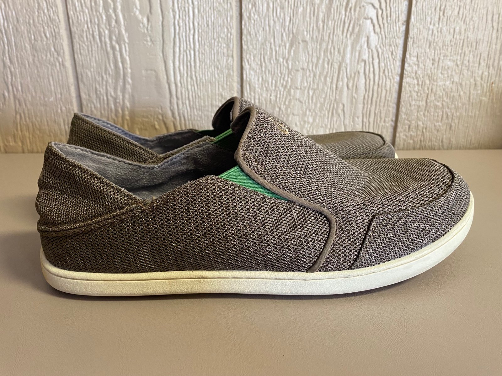 OluKai Nohea Mesh Shoes - Men's Mustang/Lime Peel | size 10