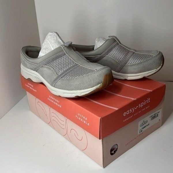 New in the Box Easy Spirits Argyle Mesh Clogs Light Gray size 5M