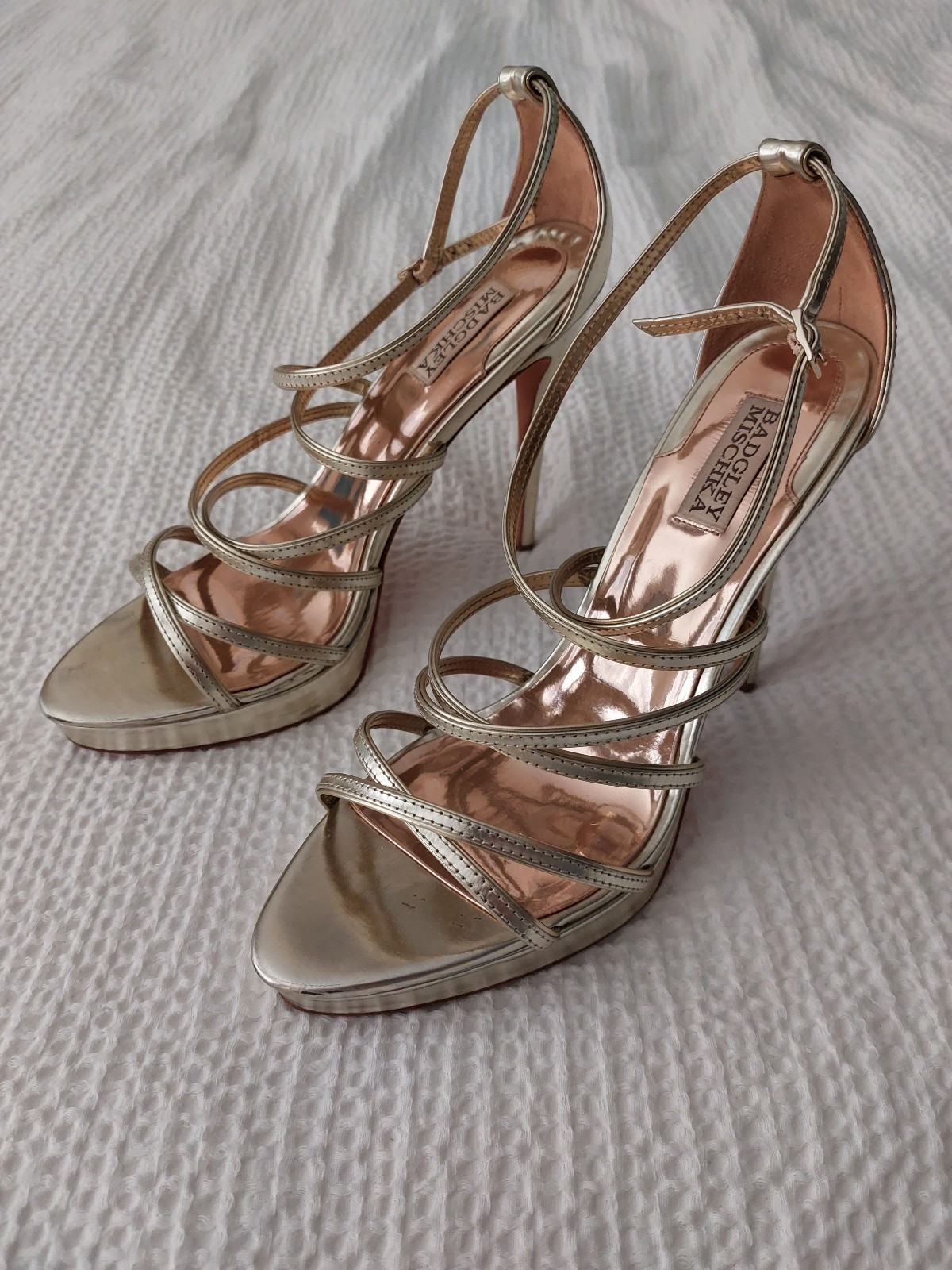 BADGLEY MISCHKA GOLDTONE STILETTO S0