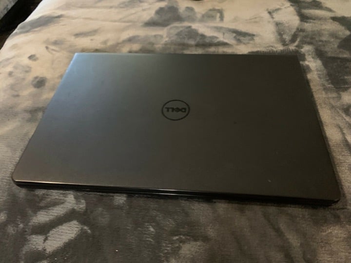 dell Inspiron series 5000