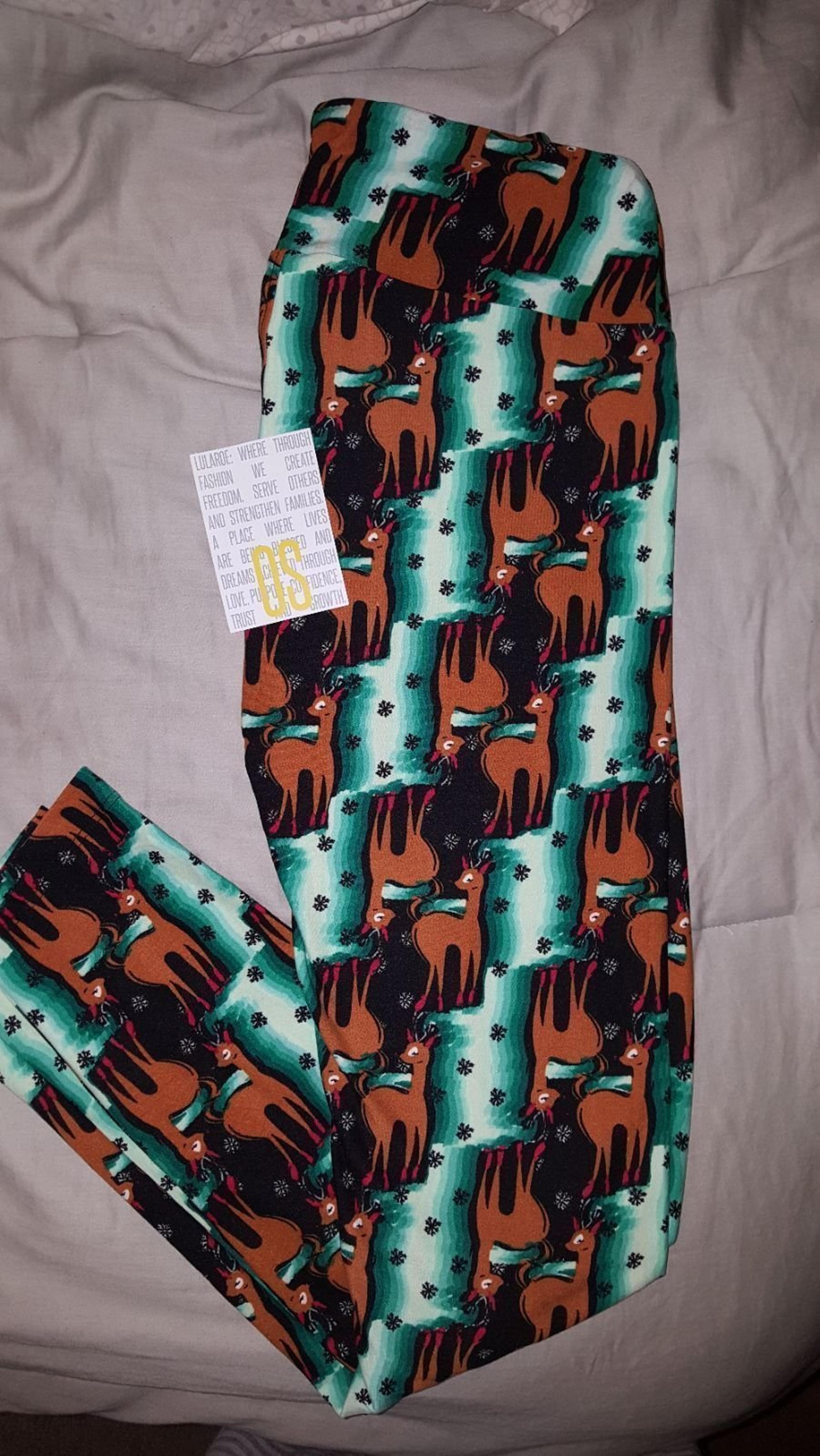Lularoe OS Reindeer Snowflake Leggings