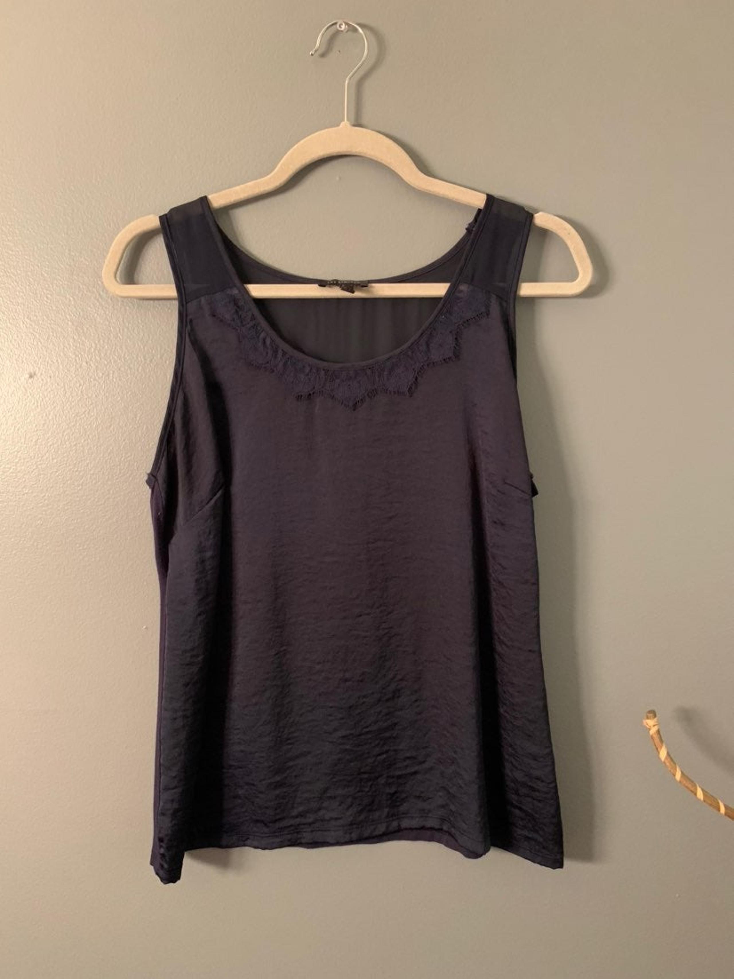 The Limited - blue Tank Top lace necklin