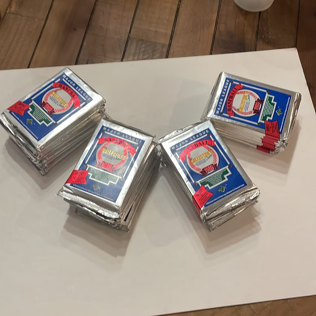 1989 Upper Deck box of 36 Packs of baseball cards