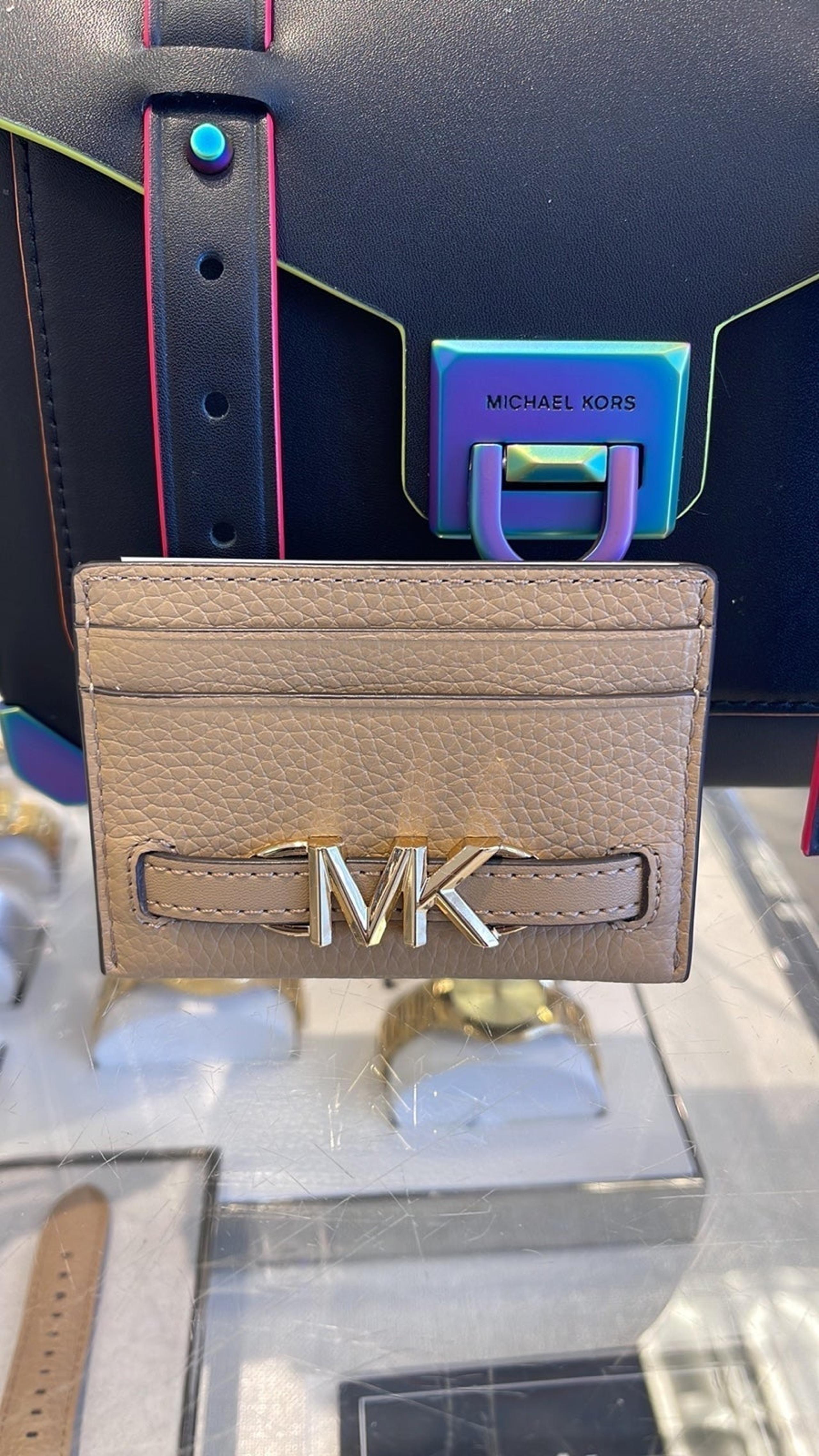 MICHAEL KORS Reed Large Pebbled Leather Card Holder Case Wallet COLOR: CAMEL NWT