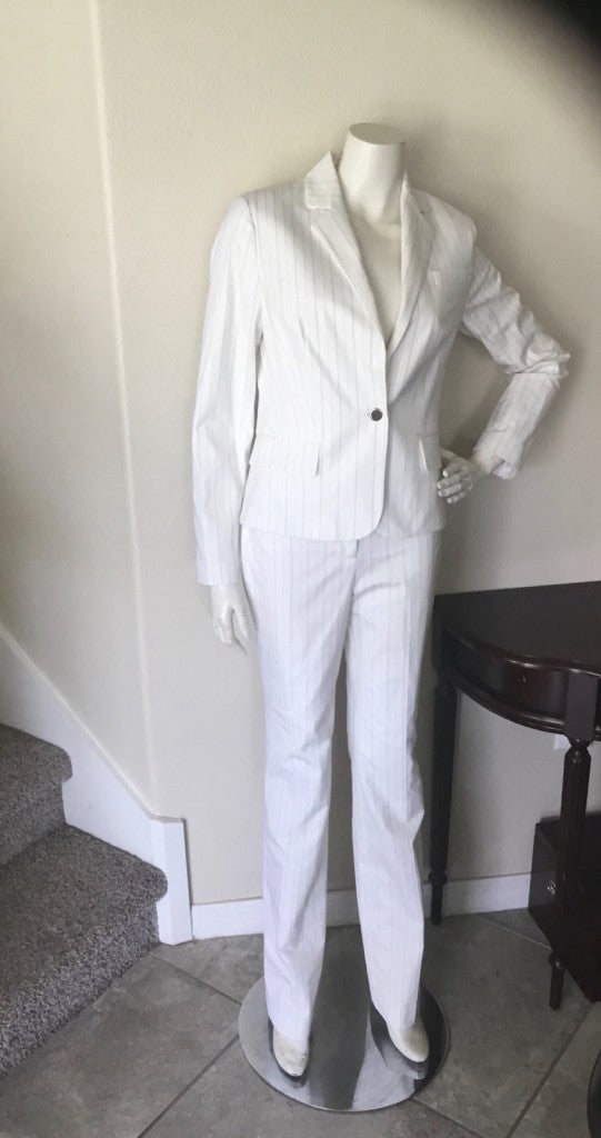 BODY BY VICTORIA WOMEN PANTSUIT