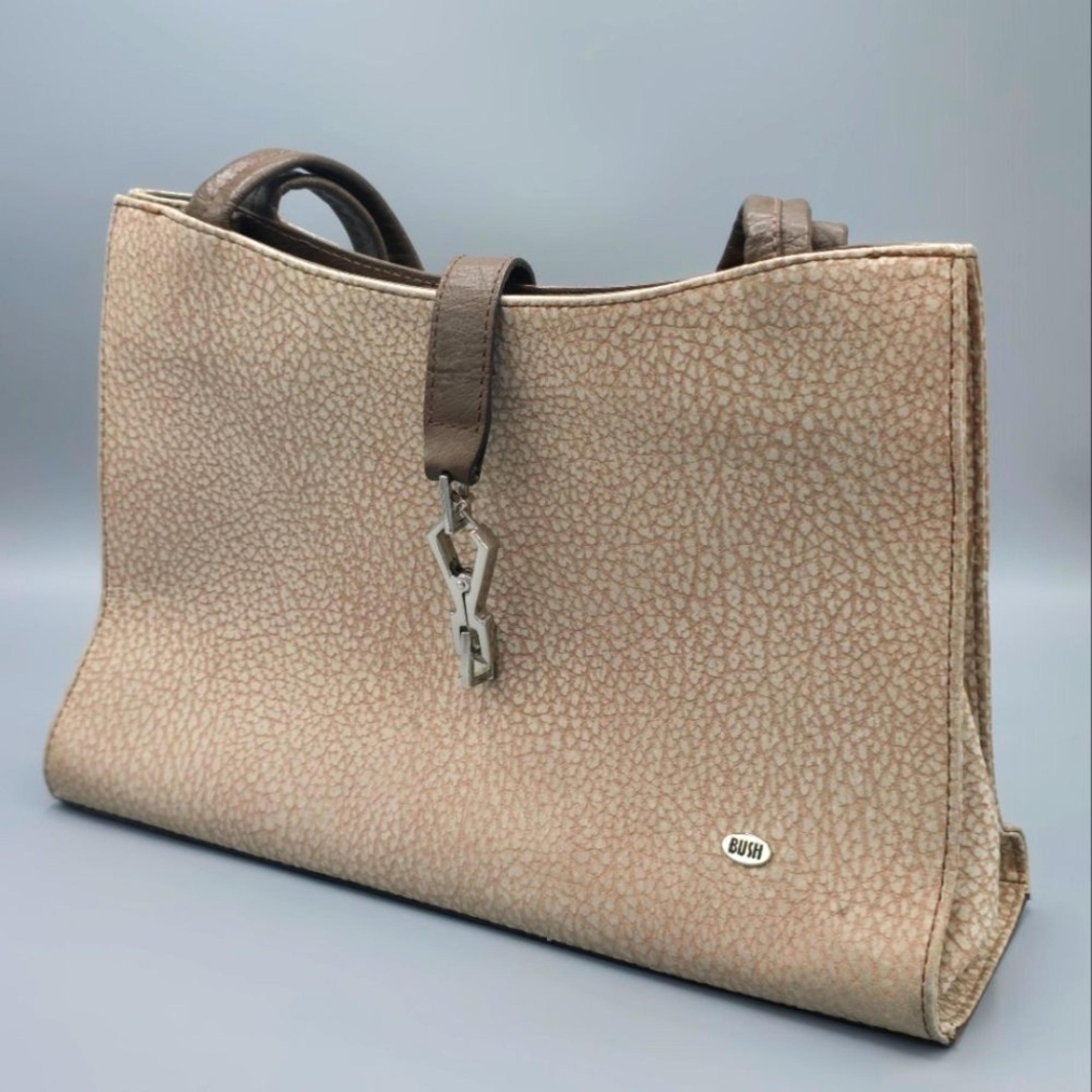 AUTH. Bush Kangaroo Leather Bag