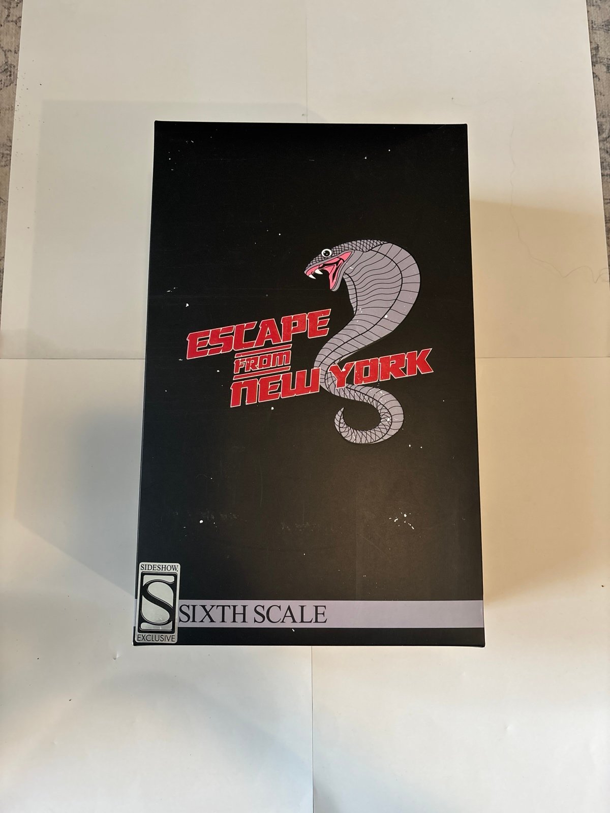 Sideshow Collectables Sixth Scale Snake Plissken Escape from New York Figure