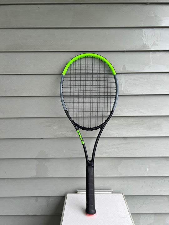 Wilson Blade Pro 18x20 V7 cosmetic H22 mold Grip #2 4 1/4