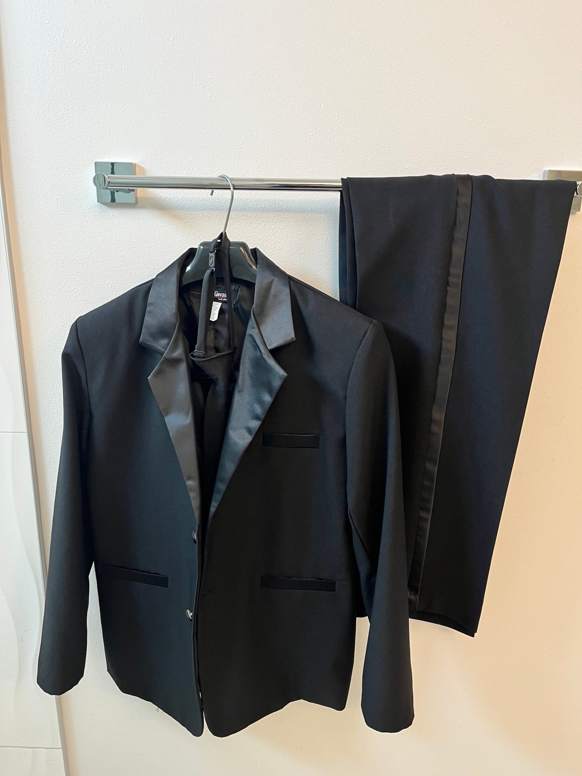 Boys’ formal suit set size 16