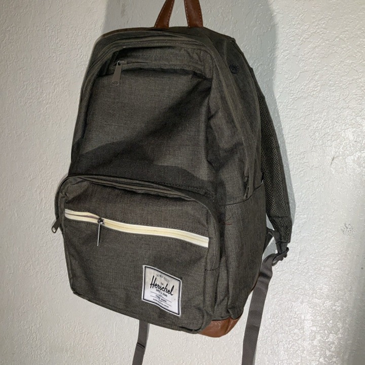 Herschel Classic X-L Ivy Green/Tan Leather Bottom College Travel Bag Laptop