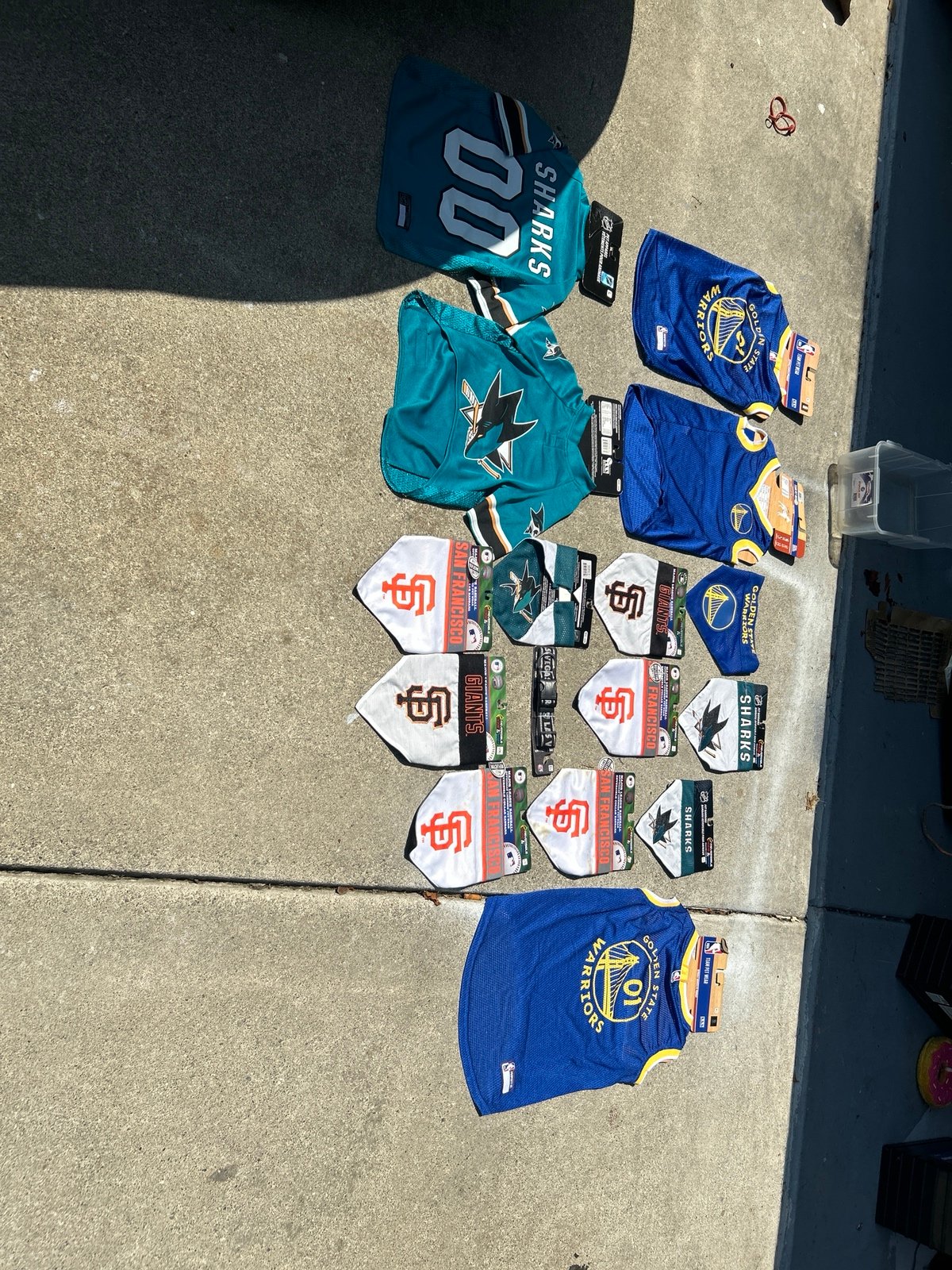 Team pet wear lot bundle of 16 item’s jerseys warriors sharks giants