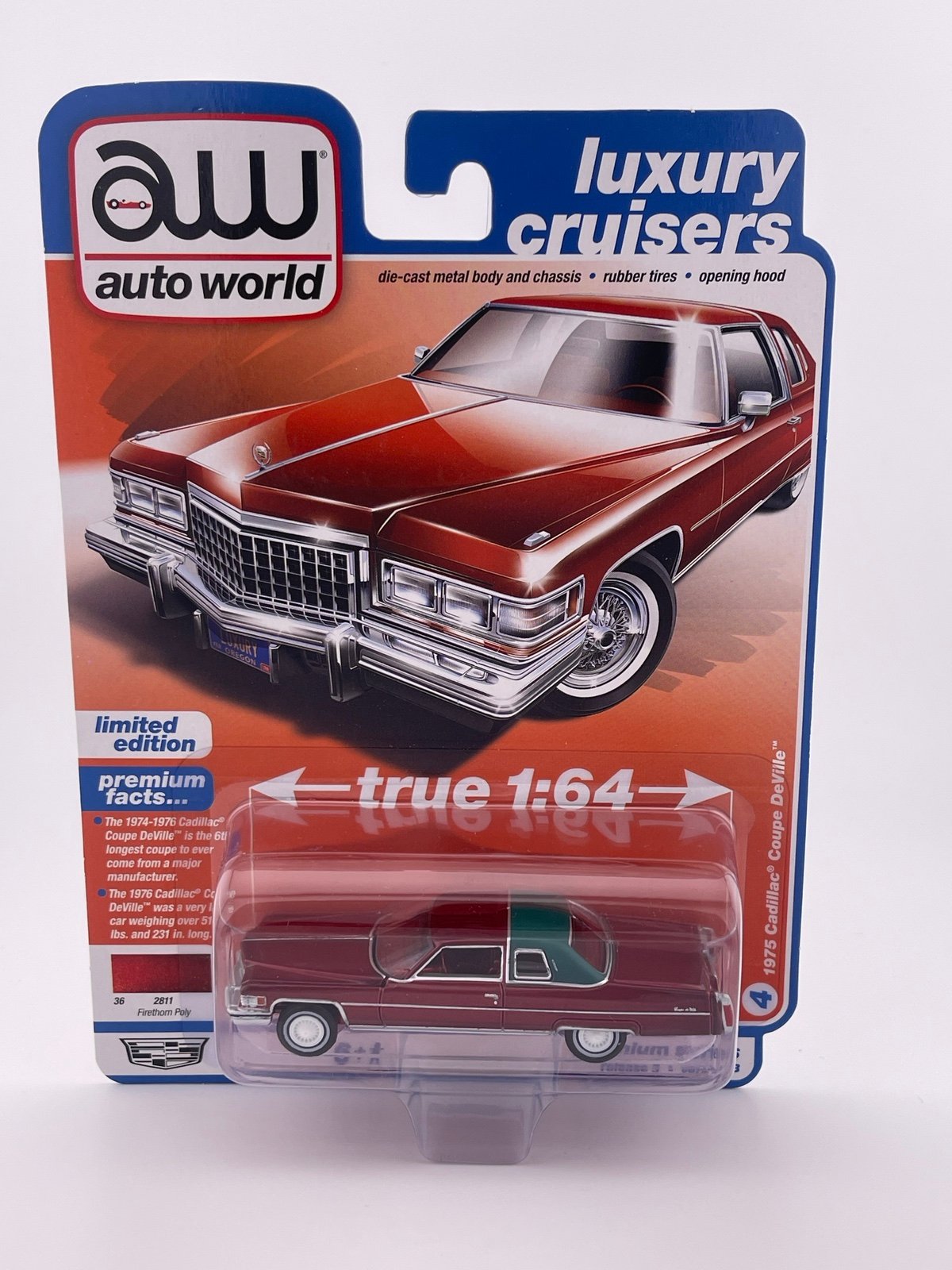 Auto World 1/64 1975 Cadillac Coupe DeVille Green ULTRA RED CHASE