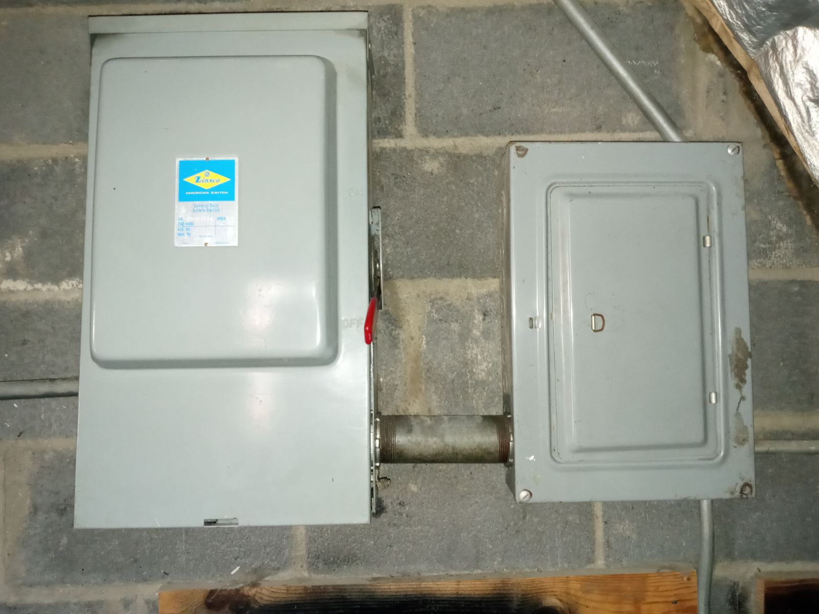 Electrical Power Main Power Switch and B