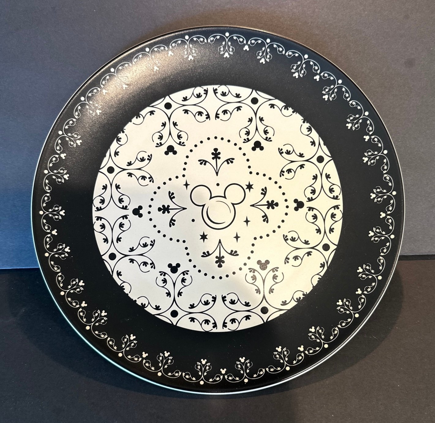 Plates Mickey Mouse Black Mickey icon and filigree art pattern 11” Set Of 4