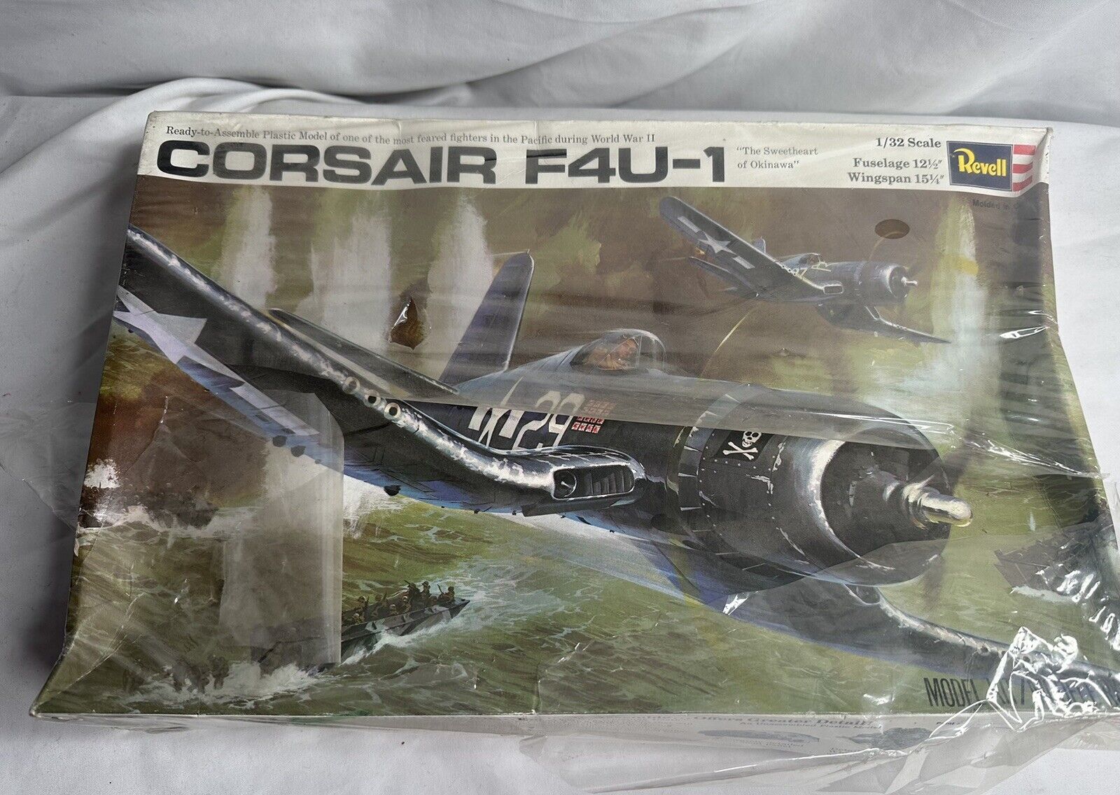 VTG. Revell 1:32 Scale Corsair F4U-1 Airplane Model H-278 Kit 1970