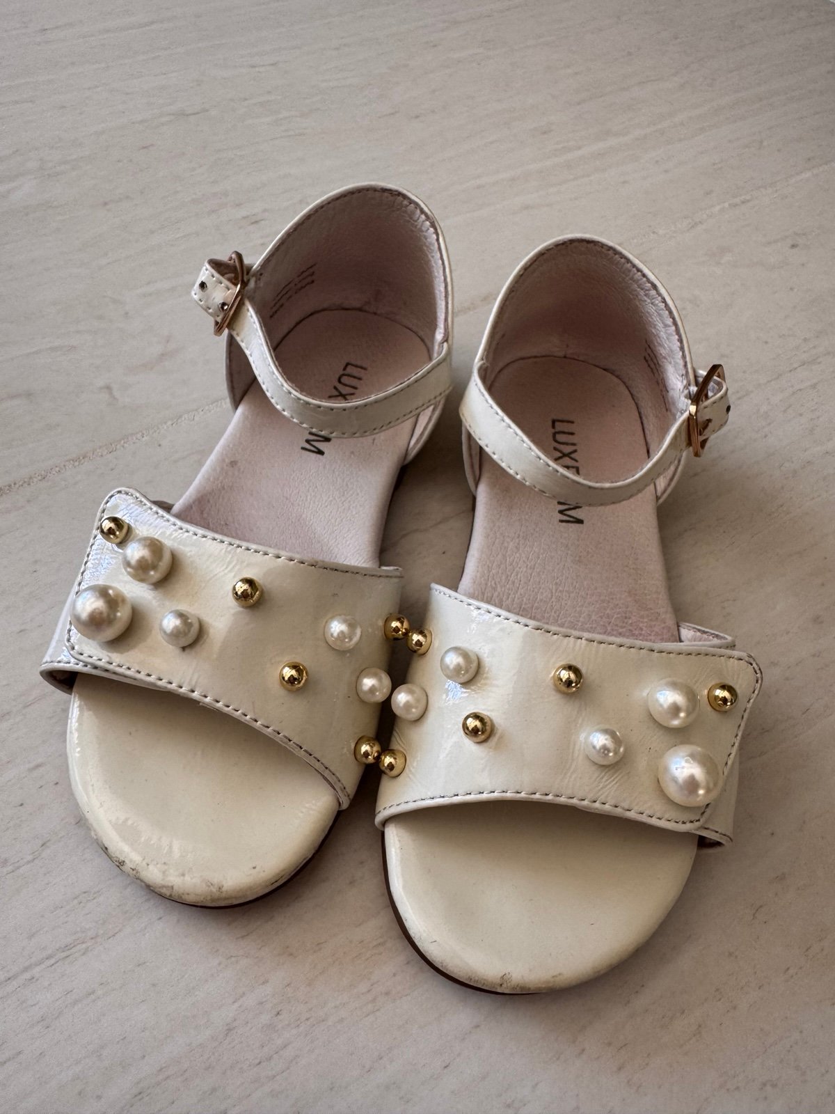 Luxelim sandals