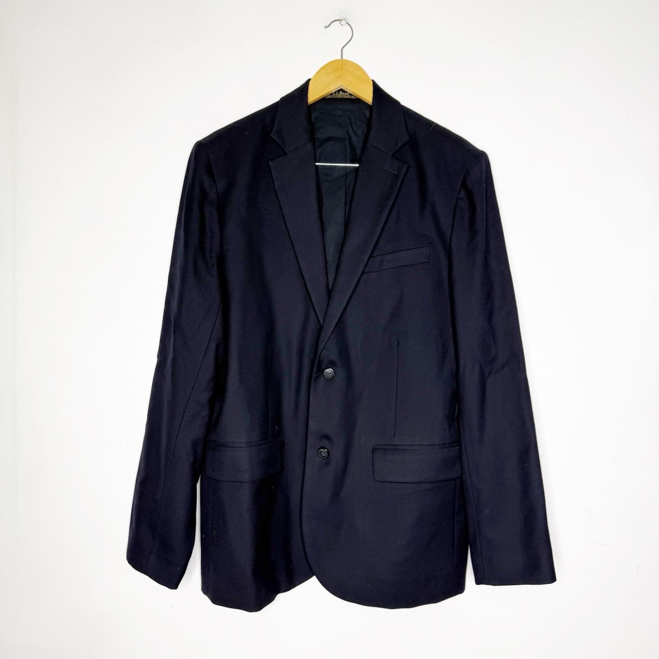 L.L. Bean Men’s Navy 2 Button Wool Blazer Sport Coat Size 40 Regular