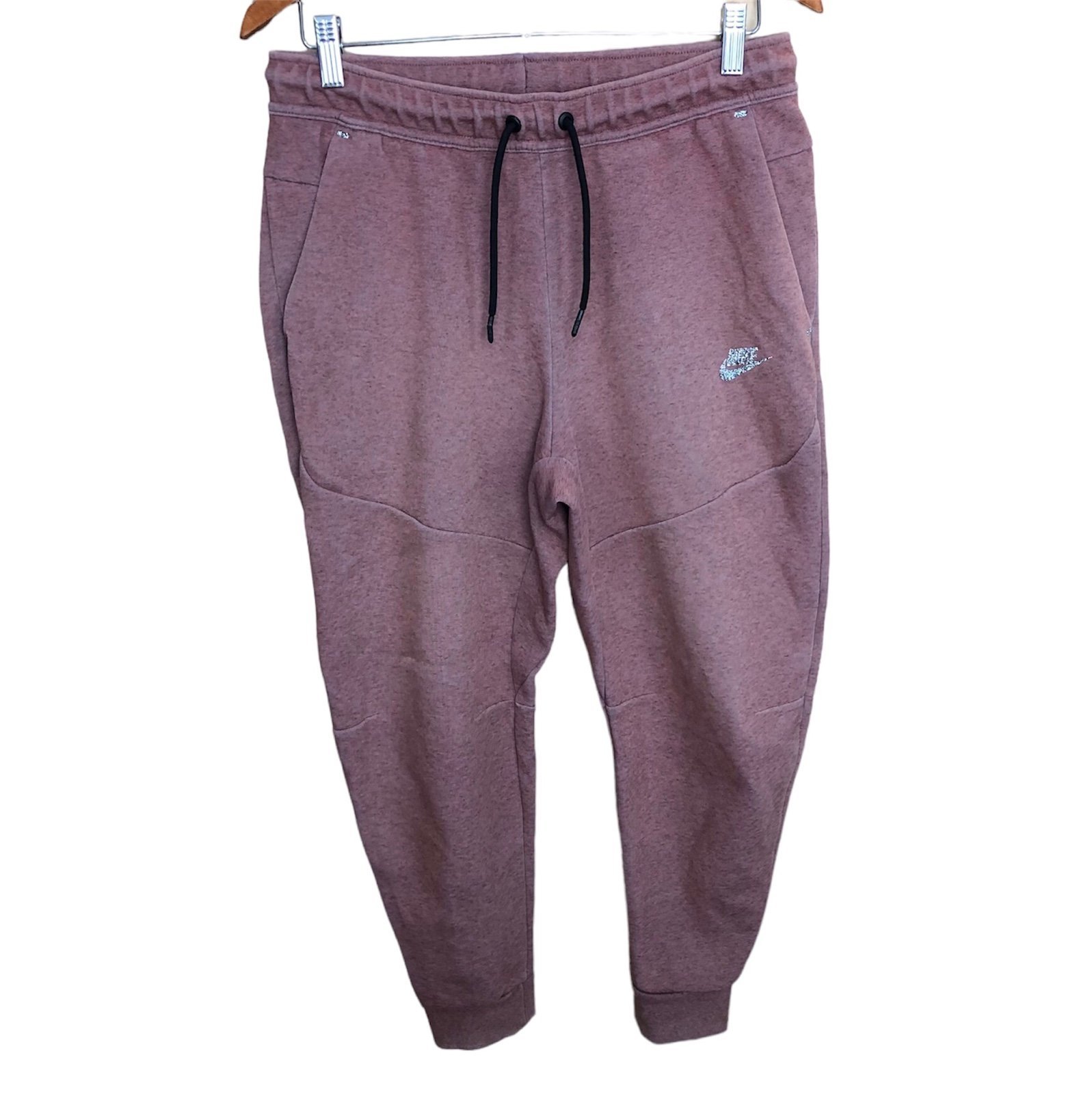 Nike Sportwear Tech Fleece Tapered Jogger Size M.