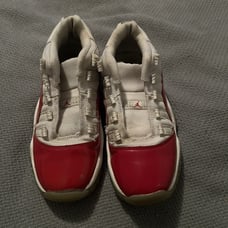 Jordan 11 Retro Low Cherry 2016 Size 4Y