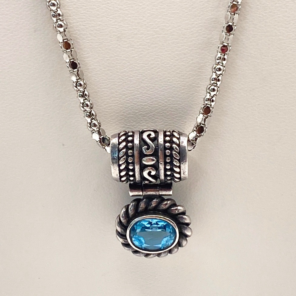 Aqua Marine And Sterling Silver Necklace Beautiful Shine