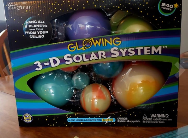 Great Explorations | 3-D Solar System Glow In The Dark Ceiling Hanging Kit 3D