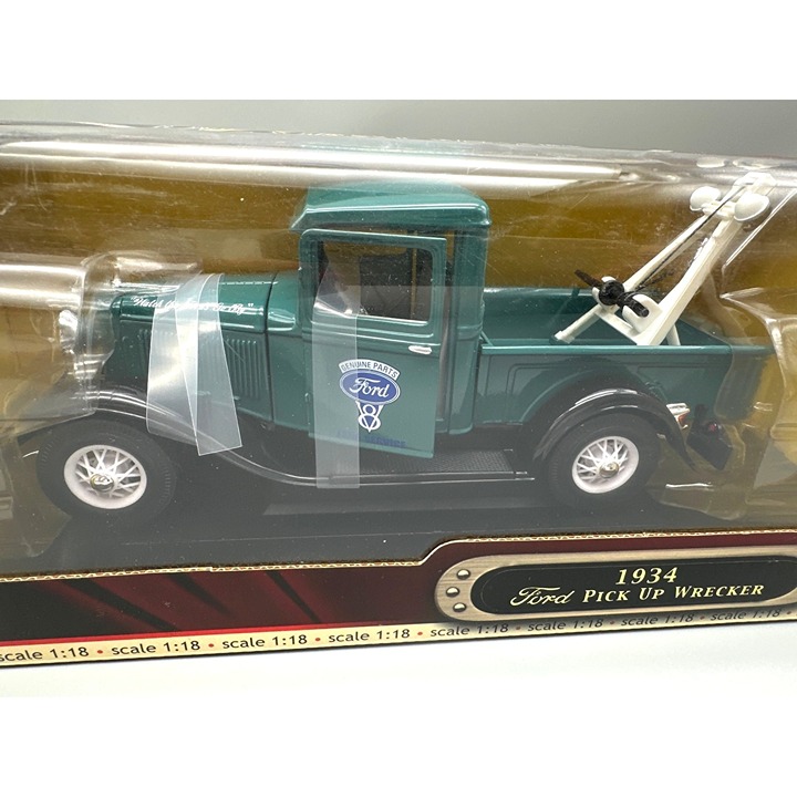 Road Signature 1934 Ford Pick Up Wrecker Die Cast Metal Model 1:18 Scale Deluxe