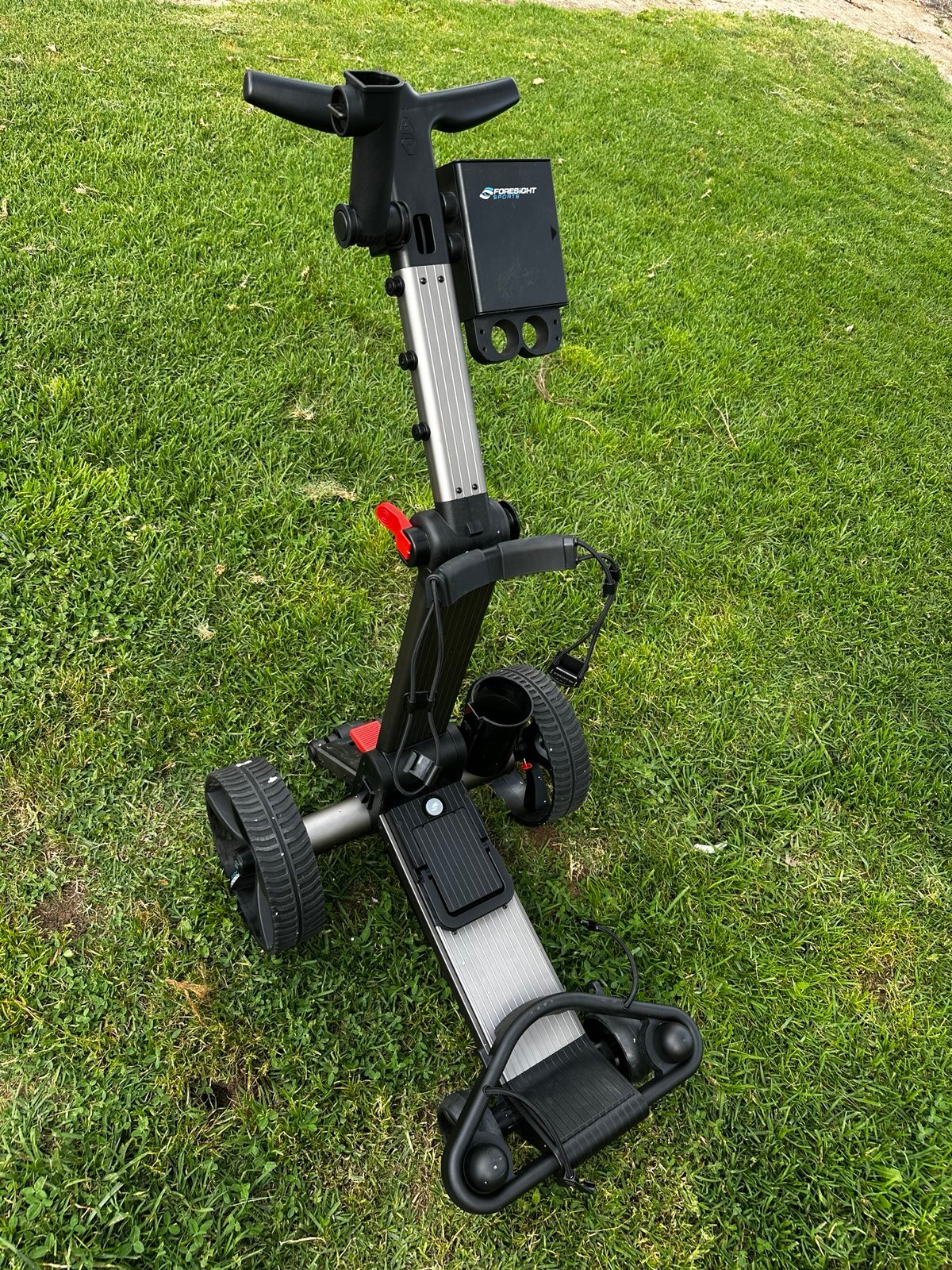 Electronic Golf Caddy smart cart with remote and follow mode