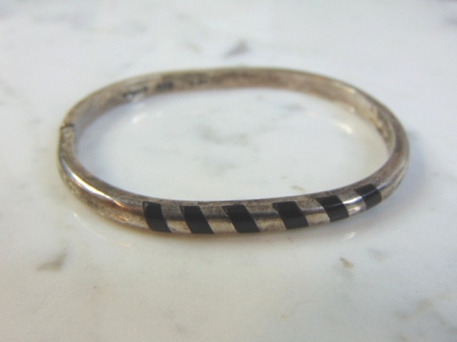 Sterling Silver Bangle Bracelet E2017