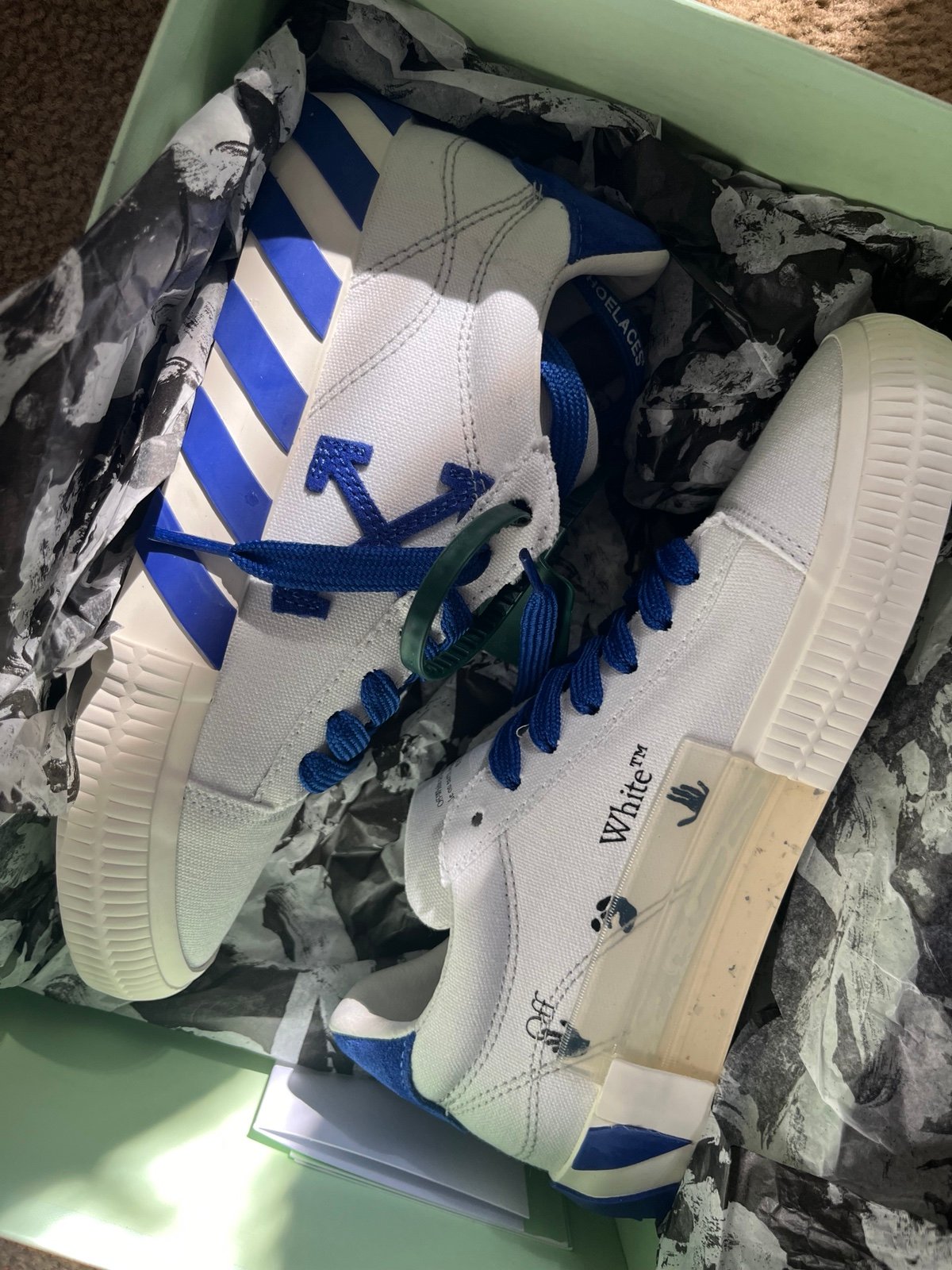 OFF-WHITE Vulcaized blue shoes (AUTHENTIC)