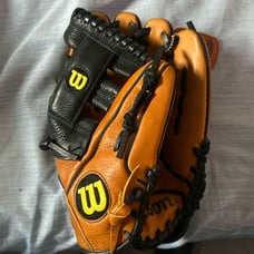 Wilson baseball glove