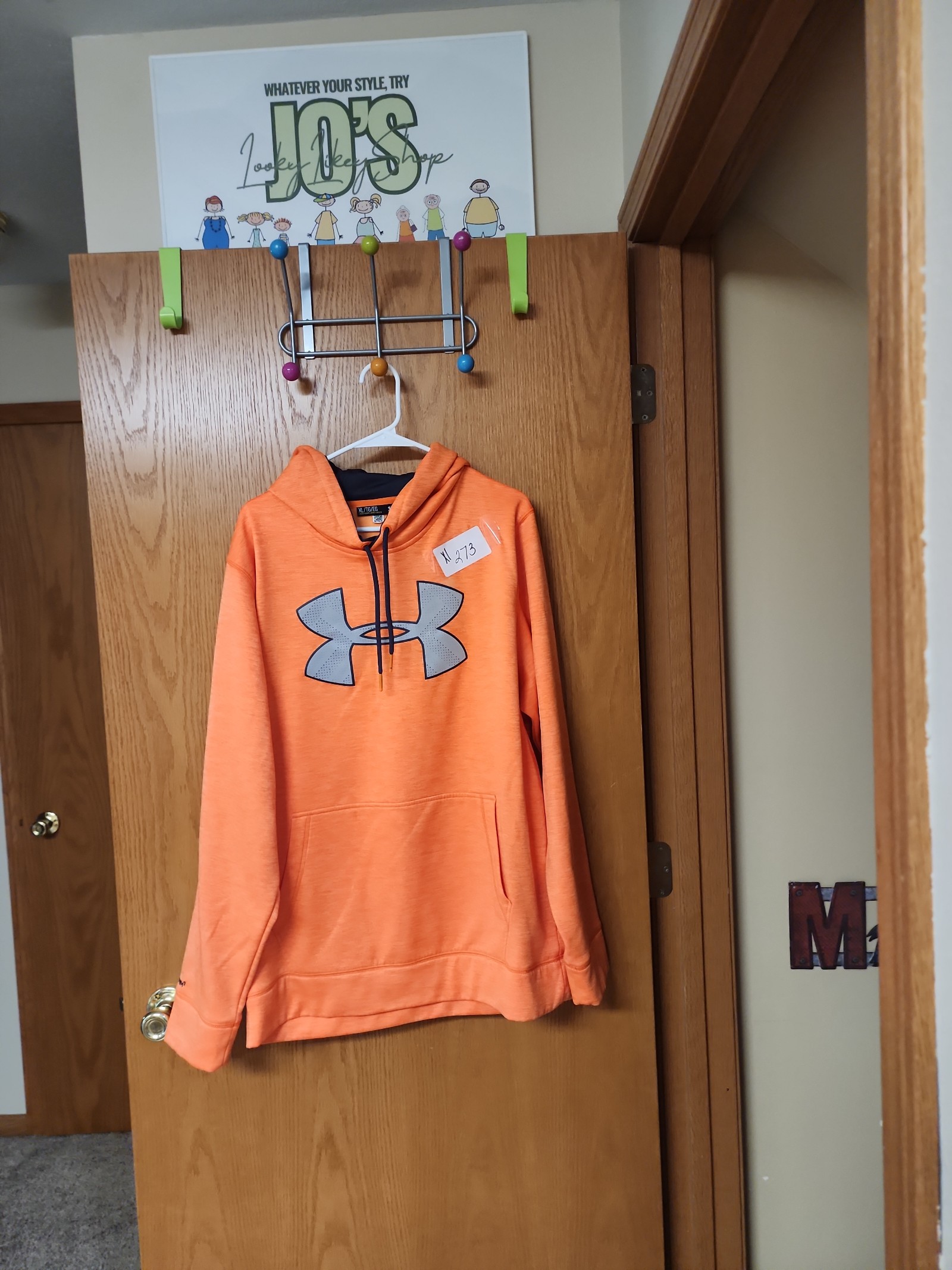 Under Armour Hoodie men's xl great condition number 273
