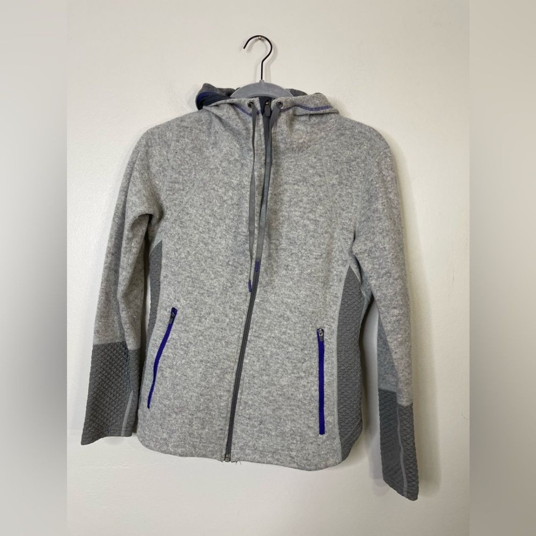 Title Nine Women’s wool zip hoodie Jacket in Gray s Outdoor Performance Wear