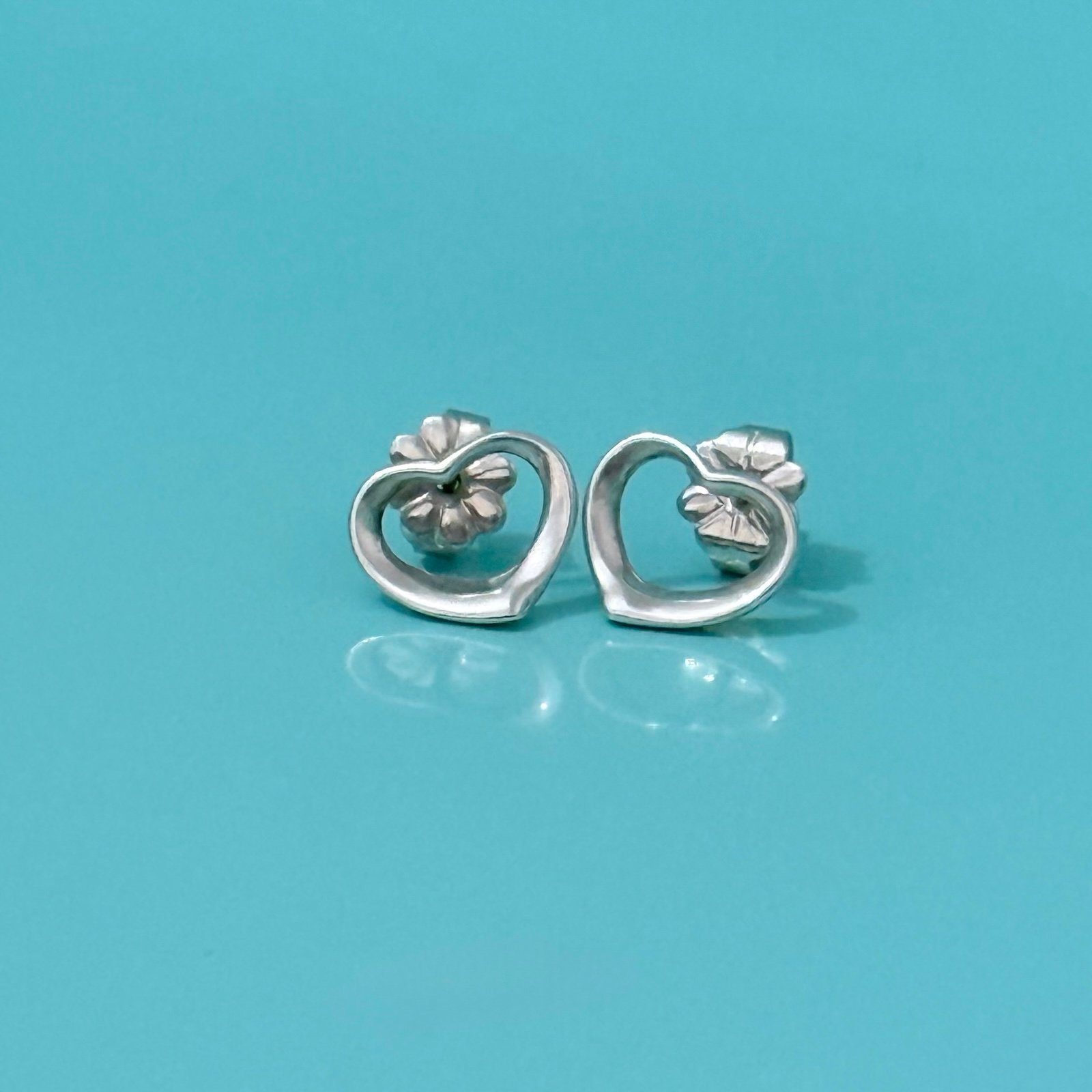 Tiffany & Co Peretti Vintage Open Heart Earrings
