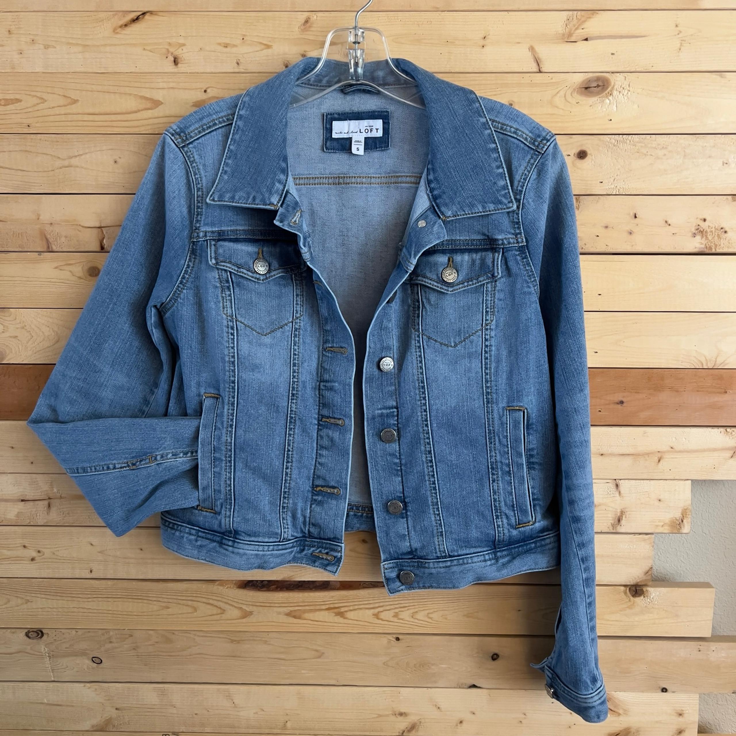 Ann Taylor LOFT Women Cotton Blend Stretch Long Sleeve Denim Jean Jacket size S