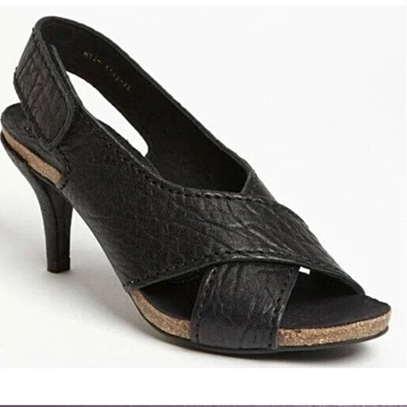 Pedro Garcia Maggie Black Pebble Leather Slingbacks sz 7