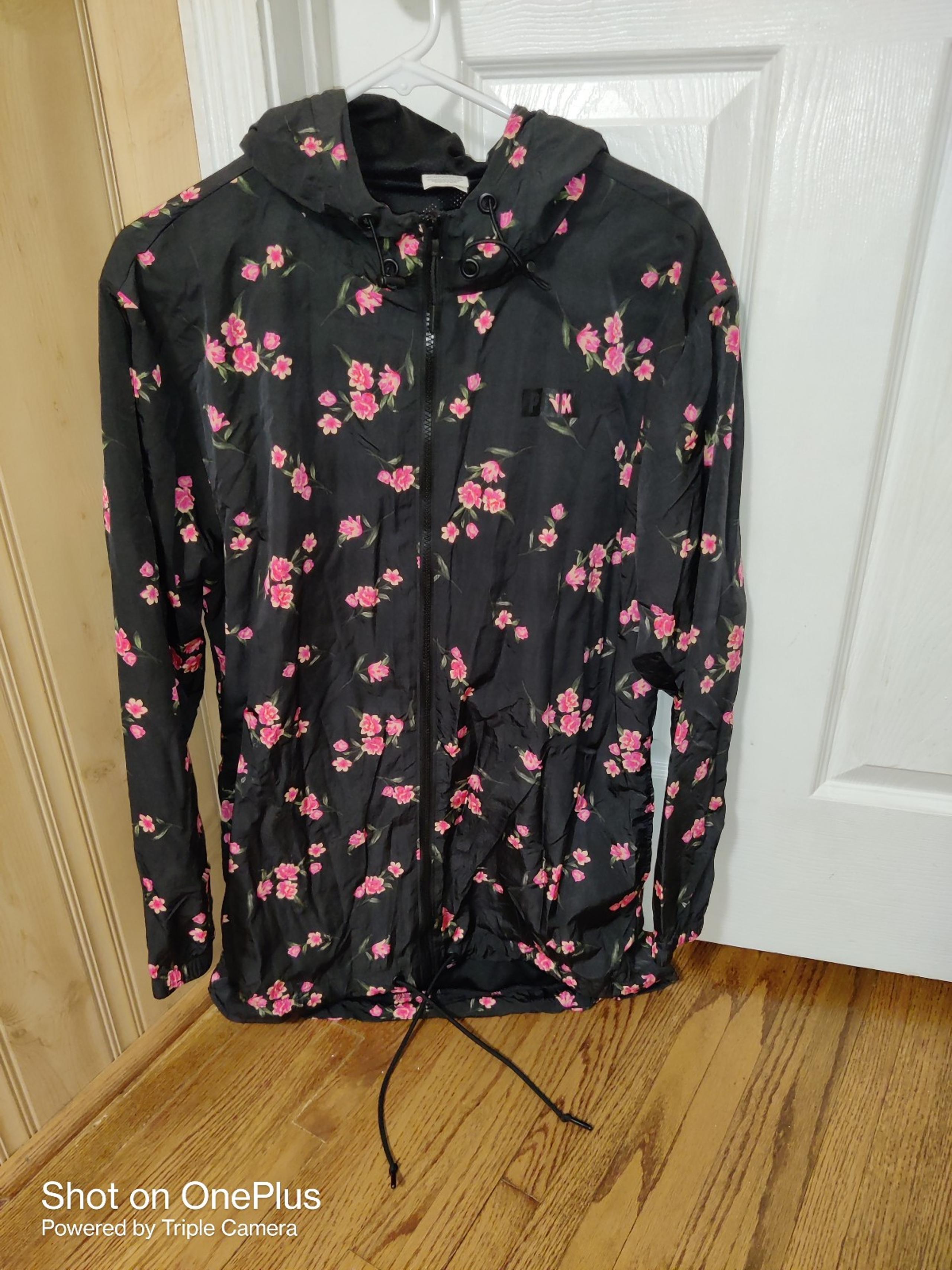Brand New Women's VS Pink Floral Windbreaker Jacket sz XS/S NWOT