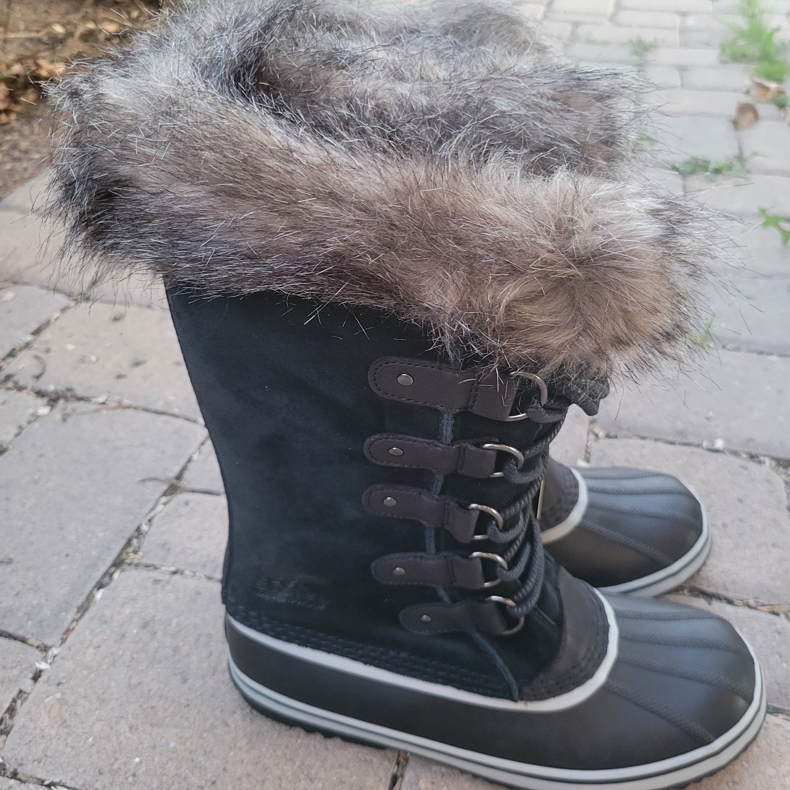 Boots new size 11 womens Sorel Joan of Arctic wp snow boots winter sz nib