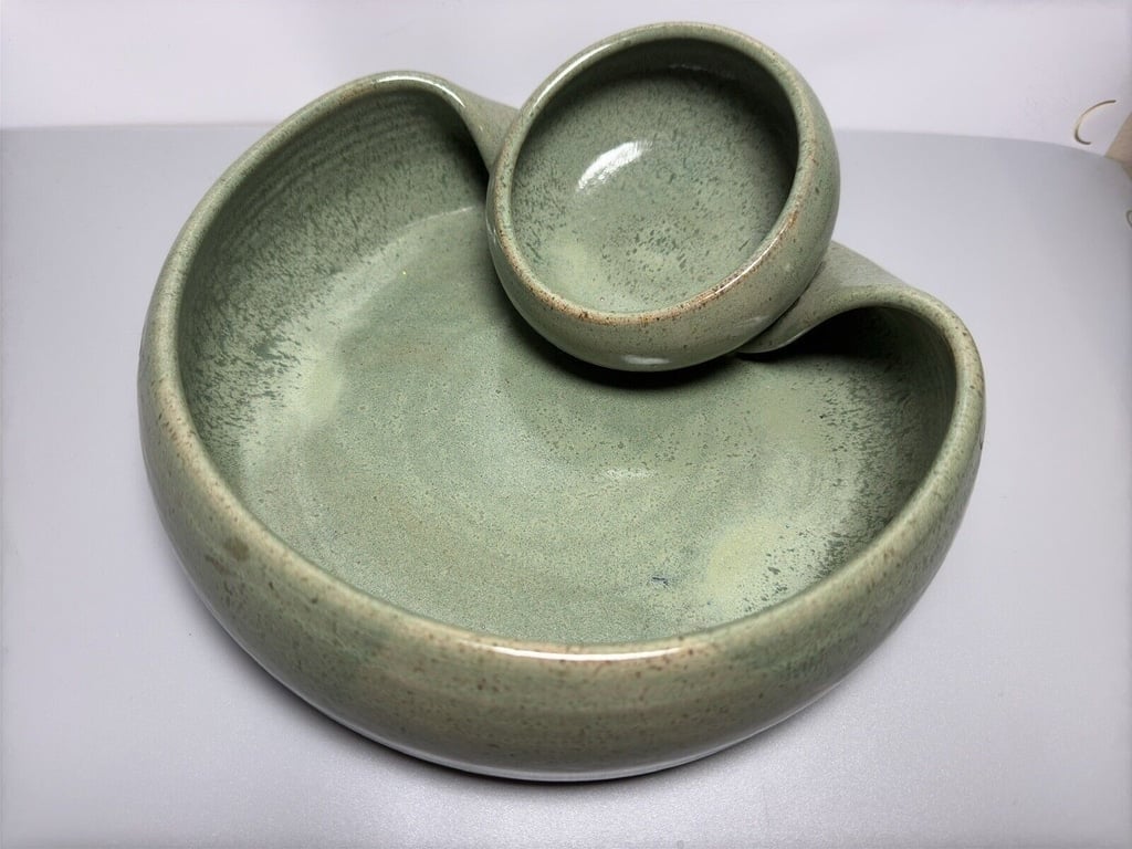 Ceramic Large Chip & Dip Bowl Green Glaze 10 In. One Piece Pottery Homemade