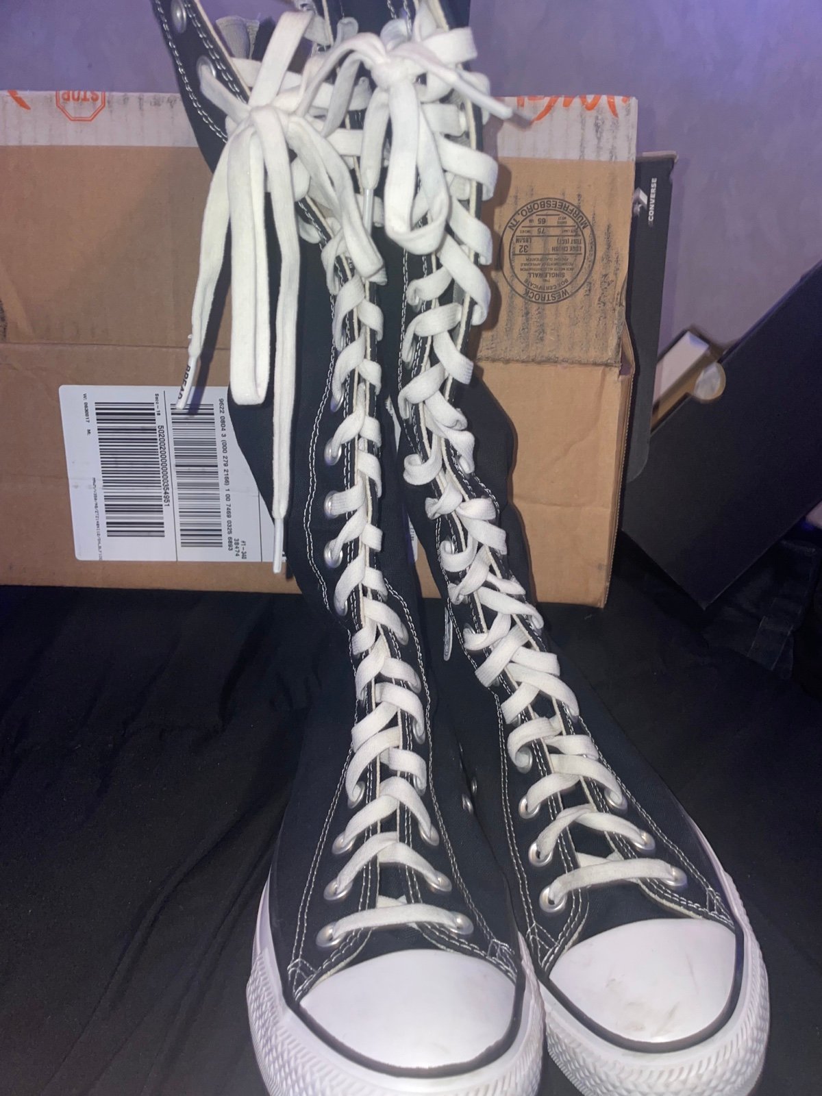 Brand New Knee High Converse women’s 9.5 & Bread Elastic Laces