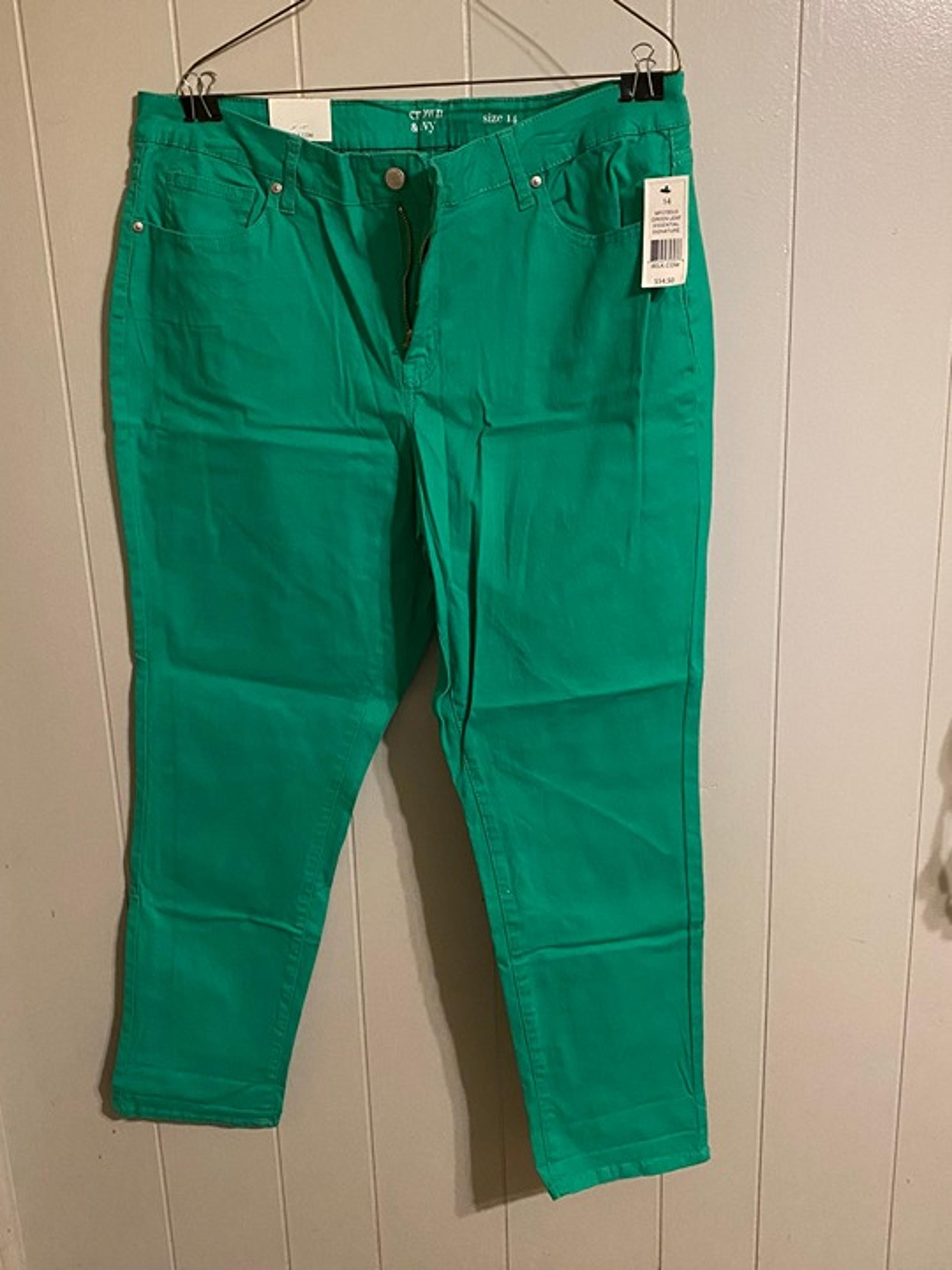 Crown & Ivy Emerald Green Cropped Pants - Sz 14 - NWT