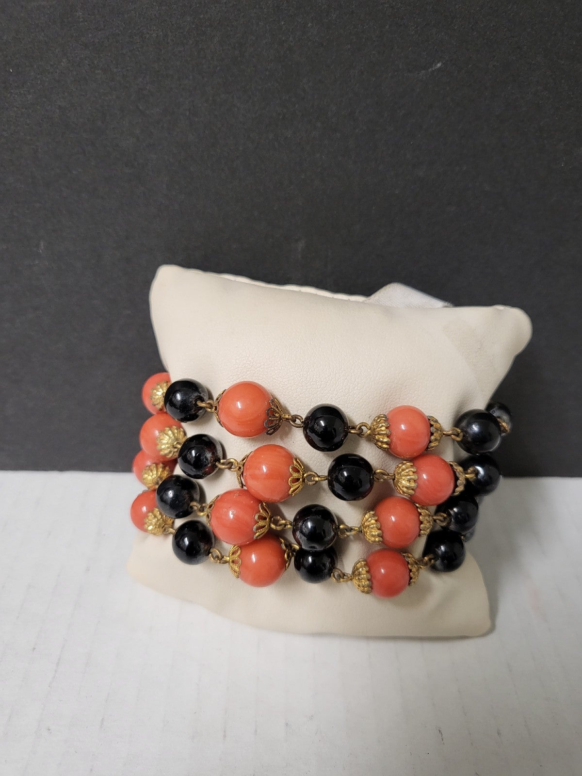 Freirich pink and black coral bracelet