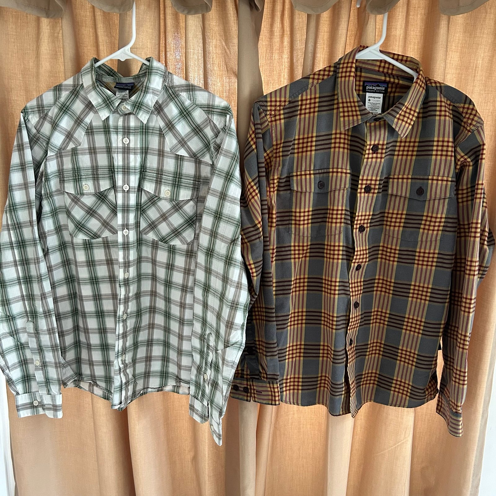 Bundle of 2 Men’s Patagonia Long Sleeve Button Down Shirt Size Small