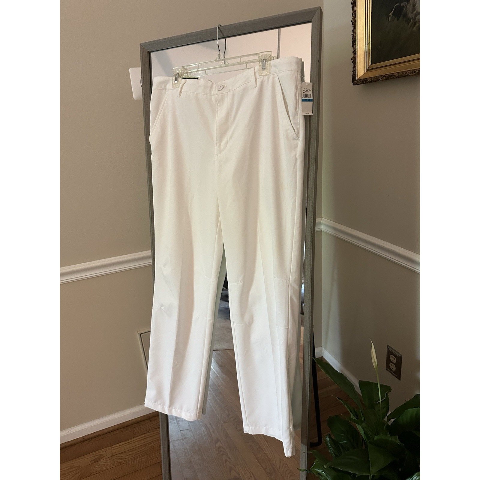 NWT IZOD golf slim fit white UPF 50 pants sz 36 x 32