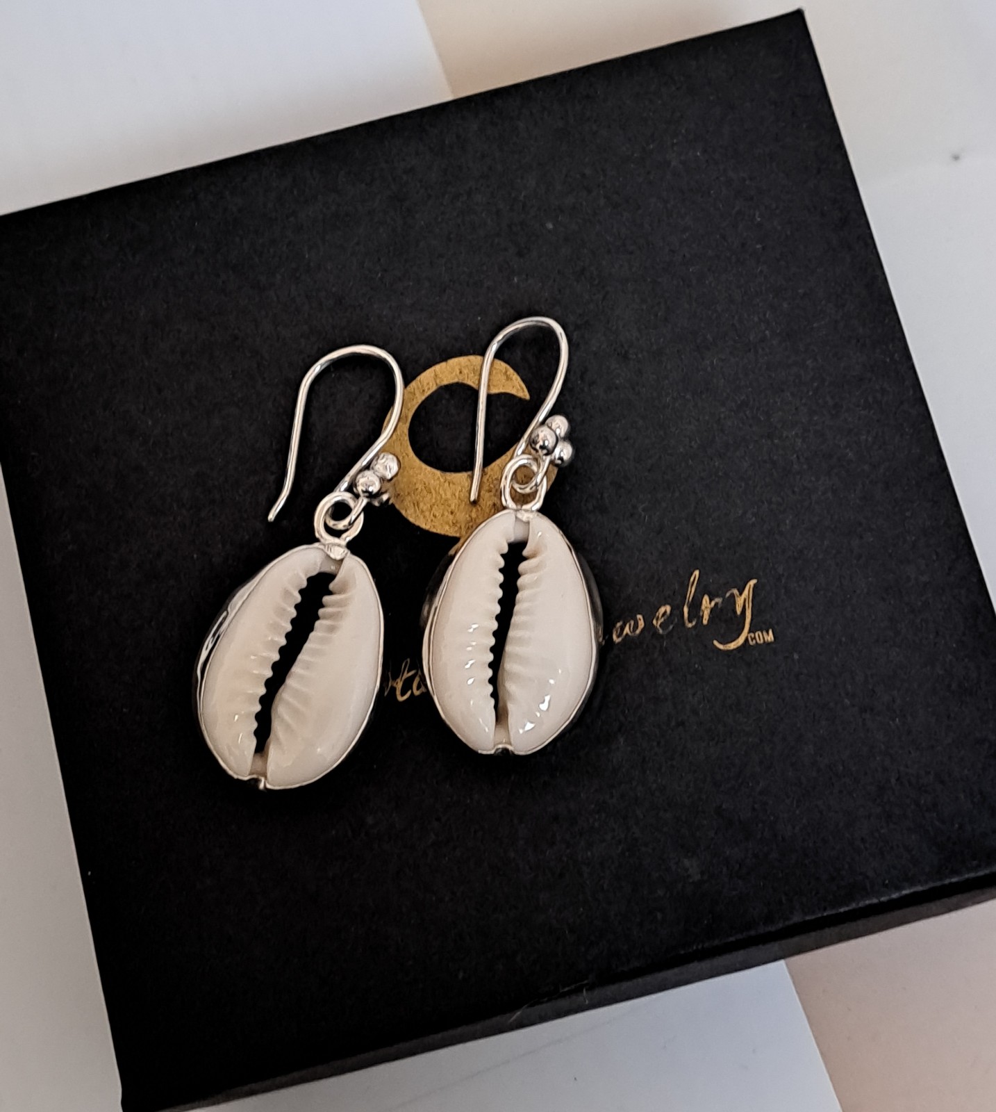 Elegant Cowrie Shell 925 Sterling Silver Earrings