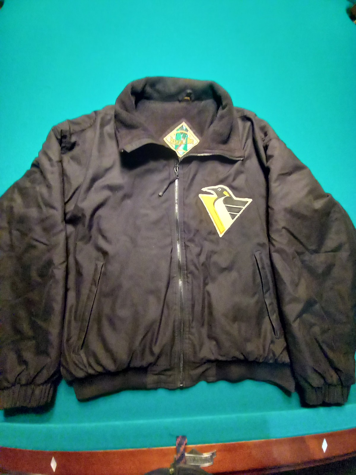 Eversole Run Pittsburgh Penguins Fleece lined Full Zip Jacket Size L