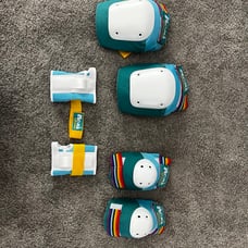 Moxi Skate pads