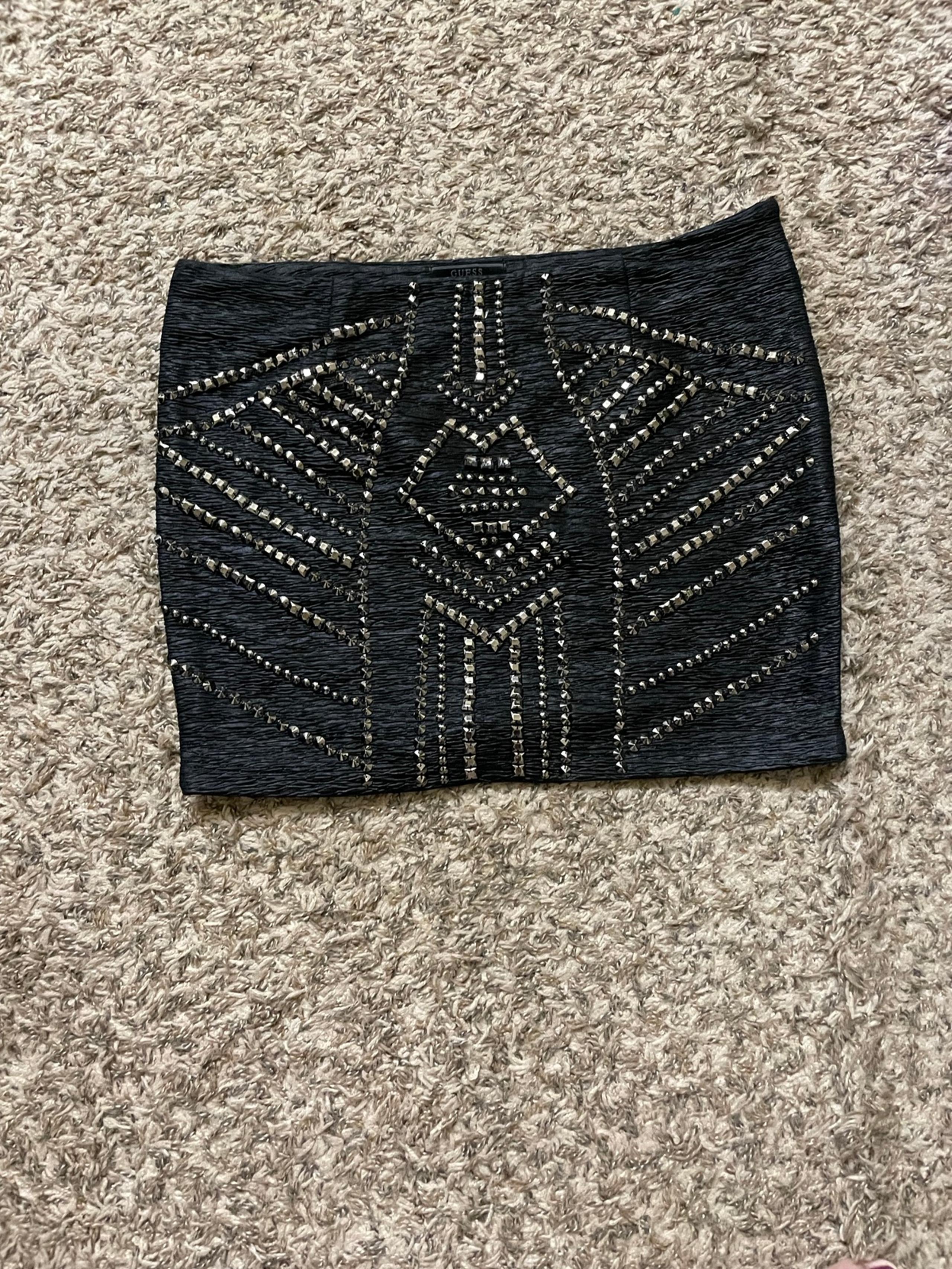 Guess mini skirt